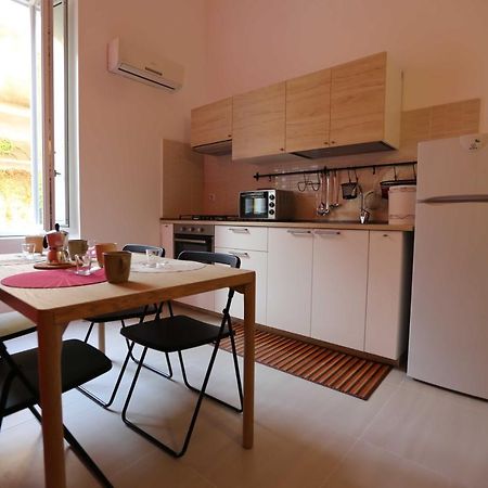 Casa Elodie Napoli Eksteriør bilde